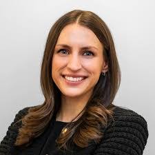 Hillary Brooks's Instagram, Twitter & Facebook