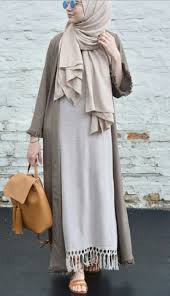 Pin Oleh Ichraq Reda Di Hijabi Fashion Modest Wears Model Pakaian Hijab Gaya Berpakaian Model Pakaian