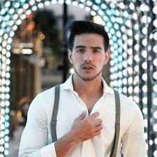 Find the latest tracks, albums, and images from vadhir derbez. Vadhir Derbez Expresa Su Molestia Tras El Final De Quien Es La Mascara