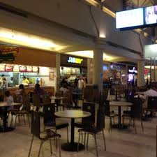 The mall's anchor stores are jcpenney, macy's, and primark with three vacant anchors last occupied by lord & taylor, nordstrom and sears. Freehold Raceway Mall Food Court Food Court