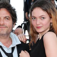 Texte mariage de sa fille. Video Matthieu Chedid Qui Est Sa Fille Billie Chedid Avec Qui Il Chante Sur Son Dernier Album Femme Actuelle Le Mag