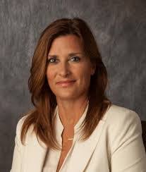 Lora Watts's Instagram, Twitter & Facebook