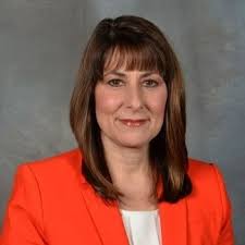 I am excited to announce that at the end of June, I will be transitioning  from my current role at Banner Health to Chief Medical Officer of HealthyU  Family Medicine! I'm looking