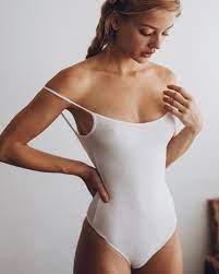 Marie Tomas - Free pics, galleries & more at Babepedia