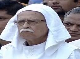 Senior bjp leader lal krishna advani today casts his vote at gandhinagar in the 2nd phase of polling of gujarat assembly. Manohar Parrikar Believed In Accomplishing Tasks With Utmost Dedication Lk Advani Youtube