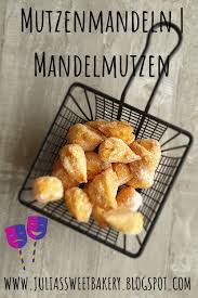 Mutzenmandeln Mandelmutzen Muzen Mutzenmandeln Silvester Essen Suss Lebensmittel Essen