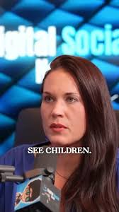 Daily Update #881 #frequency #painting #art #tealswan #dailyupdate  #artistsofig #protection