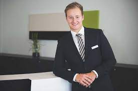 Eine starke bank für eine starke region. Deine Ausbildung Bei Vr Bank Niebull Me2be Berufsorientierung In Sh Und Hh