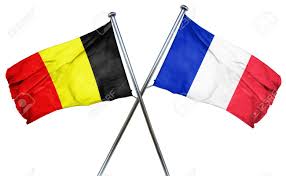 Het is de oudste verticale driekleur van de wereld. De Vlag Van Belgie In Combinatie Met De Vlag Van Frankrijk Royalty Vrije Foto Plaatjes Beelden En Stock Fotografie Image 56769177