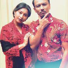 Can you tell us a story, please? Mr Ragaman Serlahkan Sosial Melayu