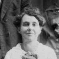 Isabelle Cooley's Instagram, Twitter & Facebook