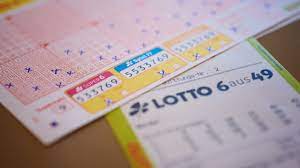 Eine übersicht der aktuellen gewinnzahlen und gewinnquoten für lotto 6aus49, spiel 77, super 6. Lotto Am Mittwoch Die Gewinnzahlen Und Quoten Vom 24 November News Inland Bild De