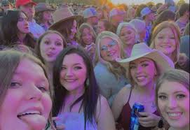 we love you morgan wallen🍻