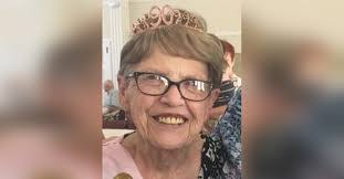 Jacqueline Winfield's Instagram, Twitter & Facebook