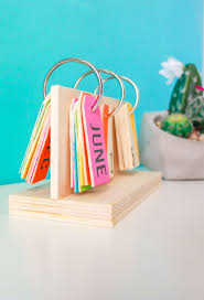 How To Make A Perpetual Calendar A Colorful Desktop Calendar Diy Calendar Diy Calender Diy Desk Calendar