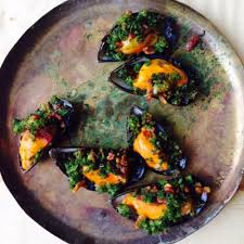 He makes his essays on simple moments from the kitchen interesting with his distinctive, evocative writing style and sharing intimate moments from his real life in and out. Nigel Slater Recipes Autumn