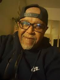 Jeffrey Burchell's Instagram, Twitter & Facebook