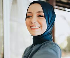 Biodata dan profile mira filzah. Dijangka Wedding Of The Year Mira Filzah Cemas Sebelum Majlis Akad Remaja