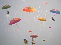 Sa vedem impreuna, in continuare. Decor De Toamna Cu Ursuleti Nazdravani Si Umbrelute UrsuleÈ›i NÄƒzdrÄƒvani