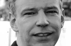 HAMLET TWELFTH NIGHT