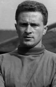 Five youngsters making their way in the game at Leeds in the 60's. Three of  them went