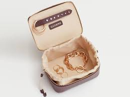 Birthstone jewelry is one such birthday gift ideas for her. 75 Thoughtful Gift Ideas For Your Girlfriend In 2021