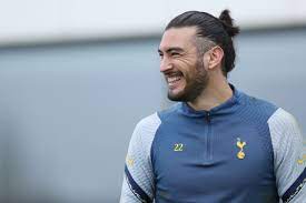 In his leisure time, he enjoys spending time with his wife and children. Done Deal Paulo Gazzaniga Heads To Elche On Loan For The Rest Of The 2020 21 Season Cartilage Free Captain