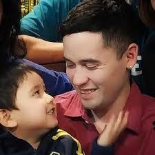 Mariana Briones's Instagram, Twitter & Facebook