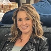 Christina Arroyo's Instagram, Twitter & Facebook