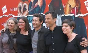 The film stars evan peters, barry keoghan, blake jenner, jared abrahamson, and ann dowd. American Animals Premiere On The Red Carpet With Director Bart Layton And Producers The Upcoming