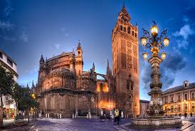 Simbolo di siviglia islamica e siviglia cristiana. La Cattedrale Di Siviglia Turismo Sevilla