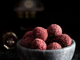 Truffes A La Fraise Recettes Recette Truffe Recette Truffes Au Chocolat