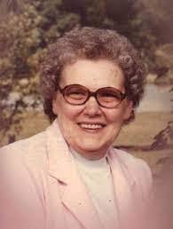 Eileen Comstock's Instagram, Twitter & Facebook