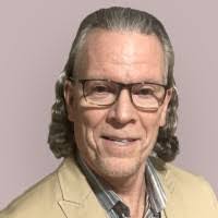 Shelby Woods's Instagram, Twitter & Facebook