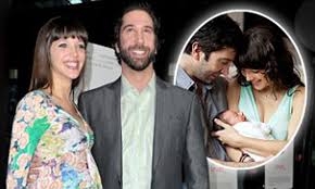Her birthday, what she did before fame, her family life, fun trivia facts, popularity rankings, and more. David Schwimmer And Wife Zoe Buckman Introduce Newborn Baby Cleo To The World Daily Mail Online
