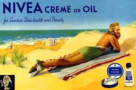 Pin Von Mohammad Ghazizadeh Auf The Nivea Logo Package And Advertising Evolution Nivea Werbung Werbung Sonnencreme