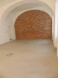 Boden Beton Brut In Der Farbe No 5 Tortara Versiegelt Mit Einem Matten 2k Pu Lack Betonbrut Betonboden Betonoptik Woh Badezimmer Deko Betonfussboden Deko