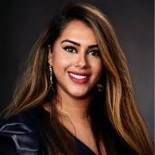 Follow Lina Gallagher