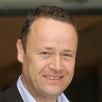 1900+ perfiles de «** Lom **»