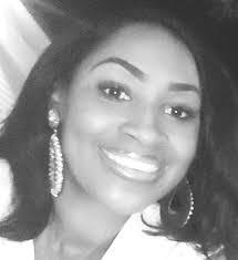 Loretta Rolle's Instagram, Twitter & Facebook