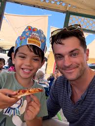 Happy 2024 🎉 🎶: "Sunset"