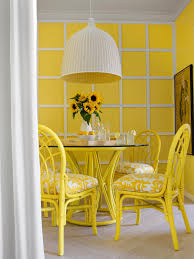 These yellow dining are trendy and can fit into every decoration style. Modern Tropical Yellow Dining Room Yellow Dining Room Dining Room Small Bright Dining Rooms