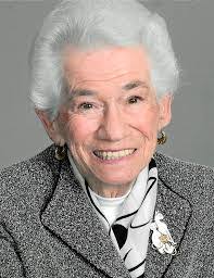 Olga Sauer's Instagram, Twitter & Facebook