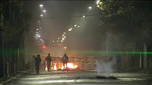 Proyección y mapping para conmemoración del día del joven combatiente. Dia Del Joven Combatiente Se Registraron Incidentes En La Capital Pese A Toque De Queda Meganoticias