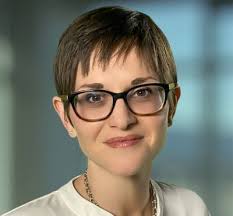 Beth Jaramillo (@thisisbethj)