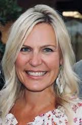 Gloria Hawk's Instagram, Twitter & Facebook