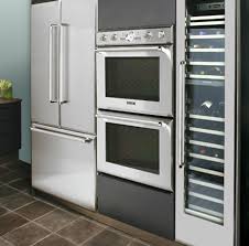 The bosch speed oven in the upper cavity cooks faster than a traditional oven and can be used as a microwave. Thermador Wall Ovens Factory Builder Stores