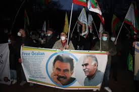 Abdullah öcalan (1948) pkk terör örgütü kurucusu 1948 yılında şanlıurfa'da doğdu. Anf Berlin Abdullah Ocalan Etrafinda Kenetlendi