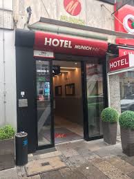 Unser team freut sich, sie in unserem design hotel begrüßen zu dürfen. Gepackraum Picture Of Hotel Munich Inn Tripadvisor