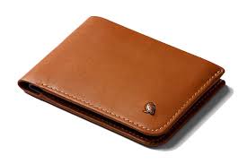 Mens wallets by diloro italy. 13 Best Wallet Brands For Men With Luxury In Mind Man Of Many